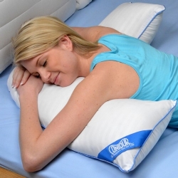 Contour L-Shaped Pillow